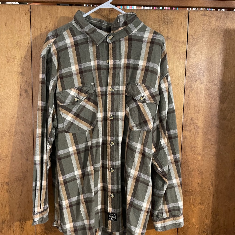 Lincoln Button Up